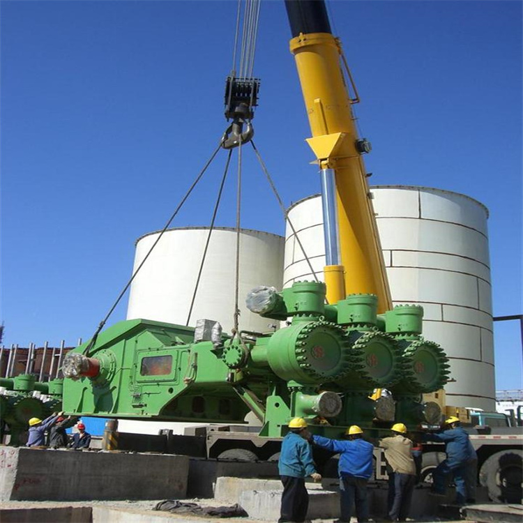 新干大型吊车出租电话